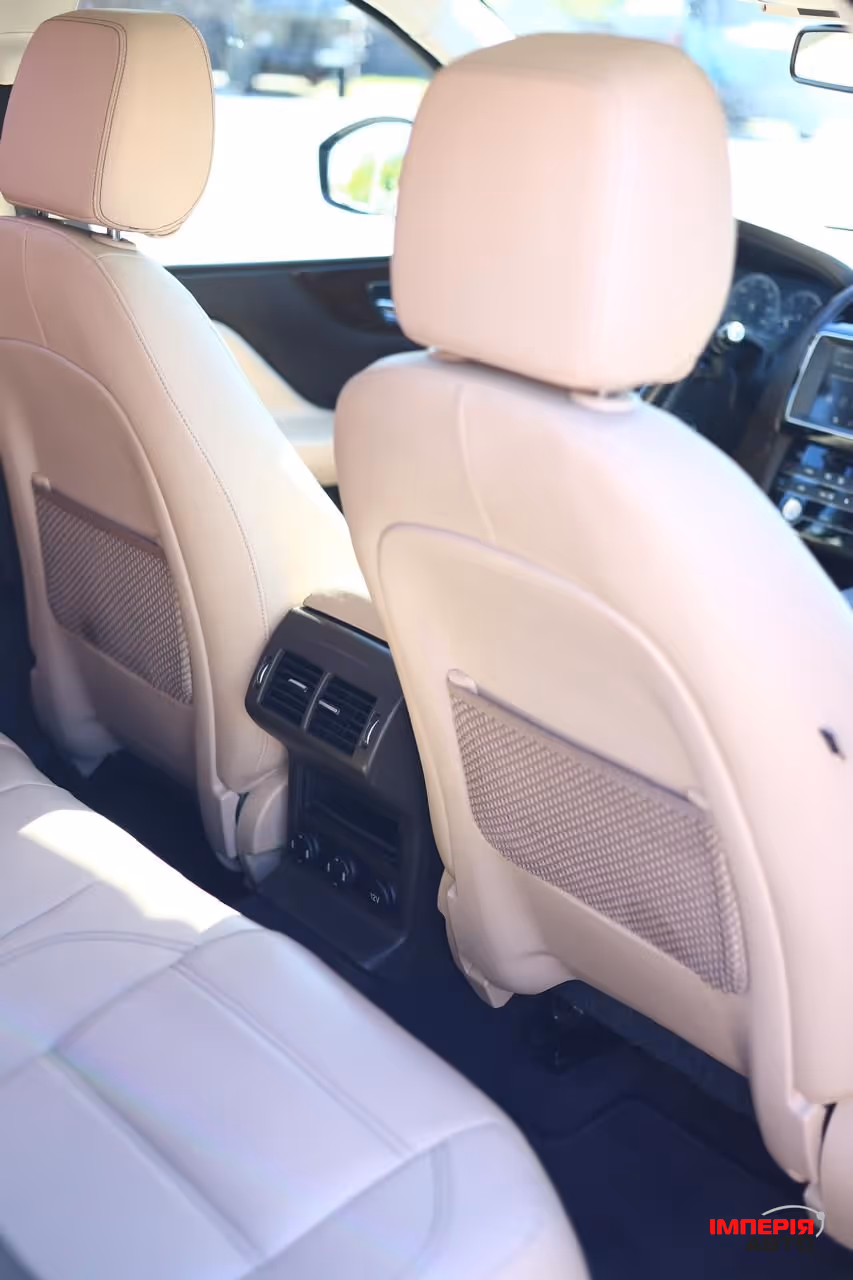 Jaguar F-Pace - фото 28