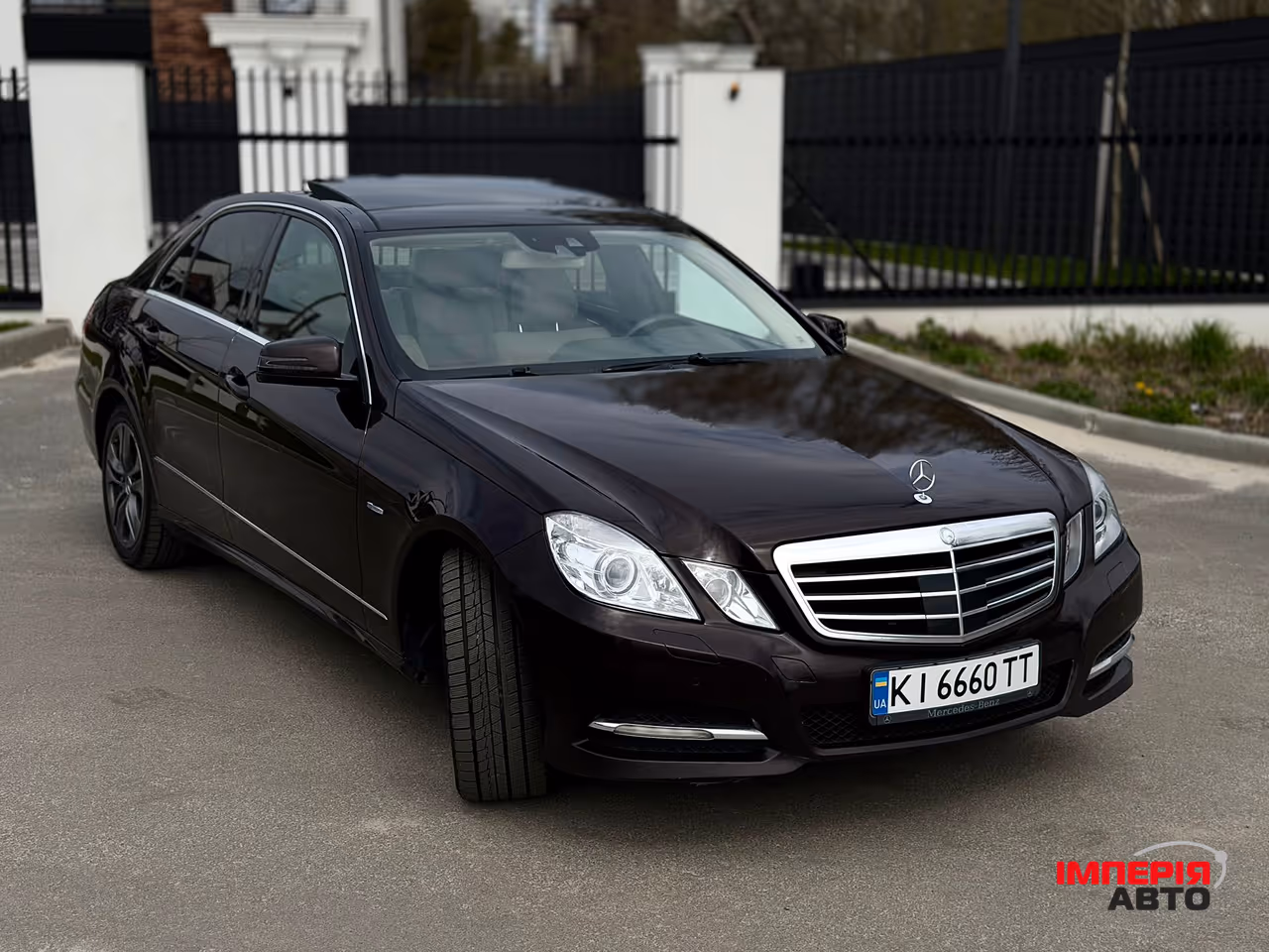 Mercedes-Benz E-Класс - фото 5