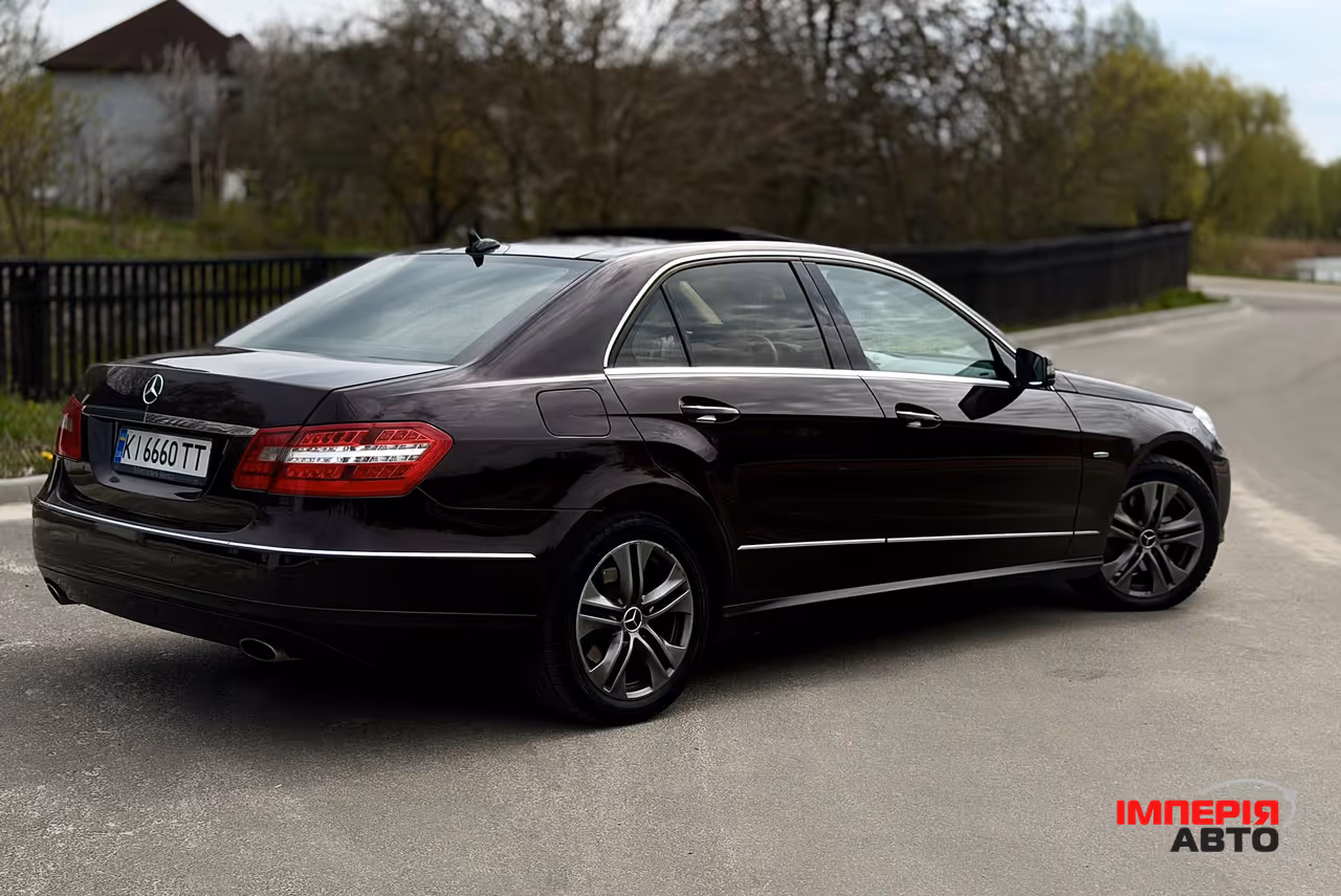 Mercedes-Benz E-Класс - фото 13