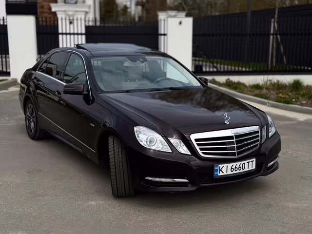 Mercedes-Benz E-Класс - фото 5