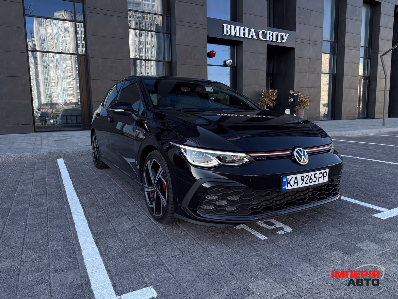 Volkswagen Golf GTI - фото 10