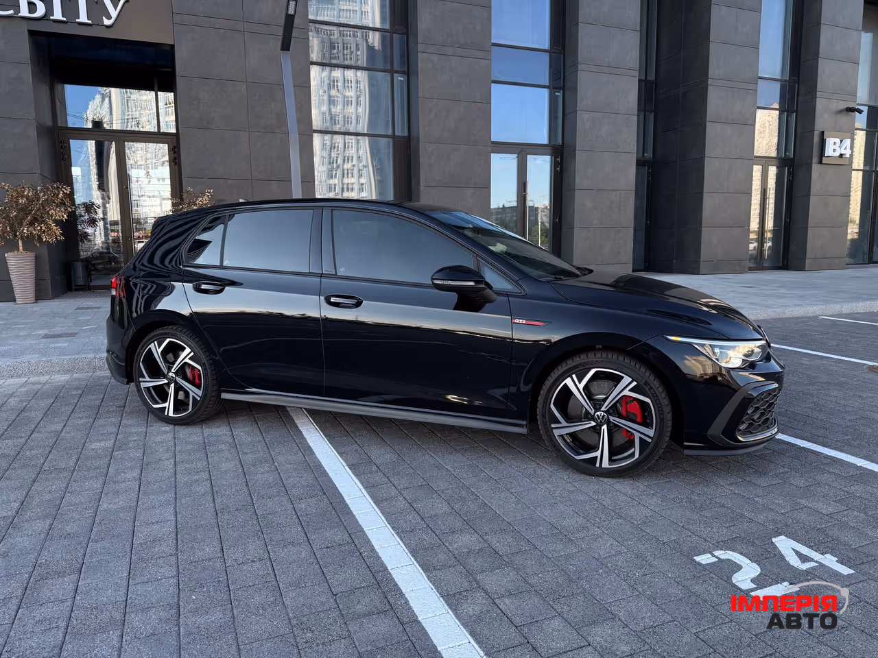 Volkswagen Golf GTI - фото 25