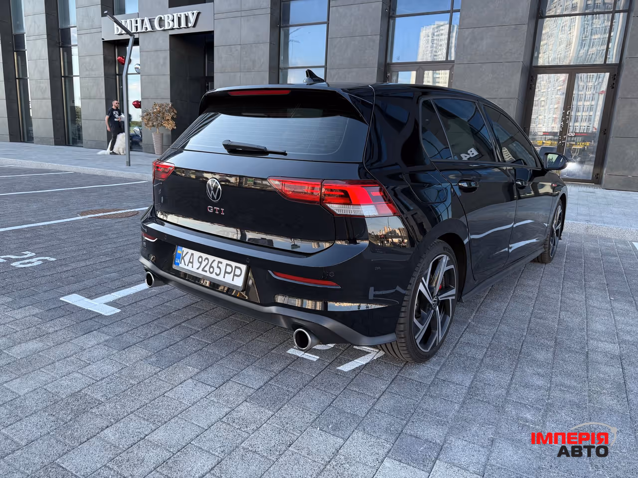 Volkswagen Golf GTI - фото 4