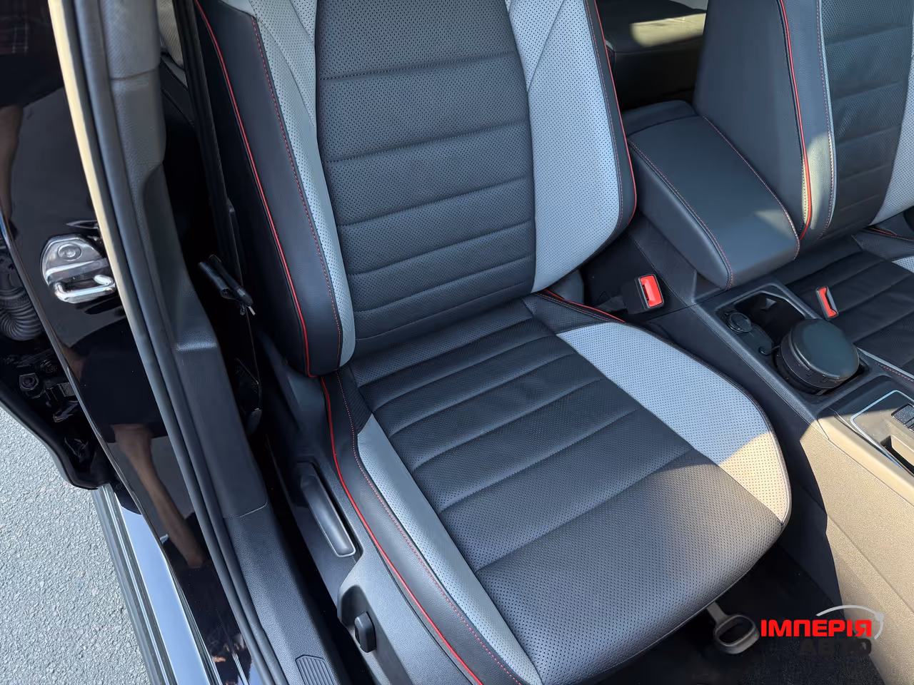 Volkswagen Golf GTI - фото 23