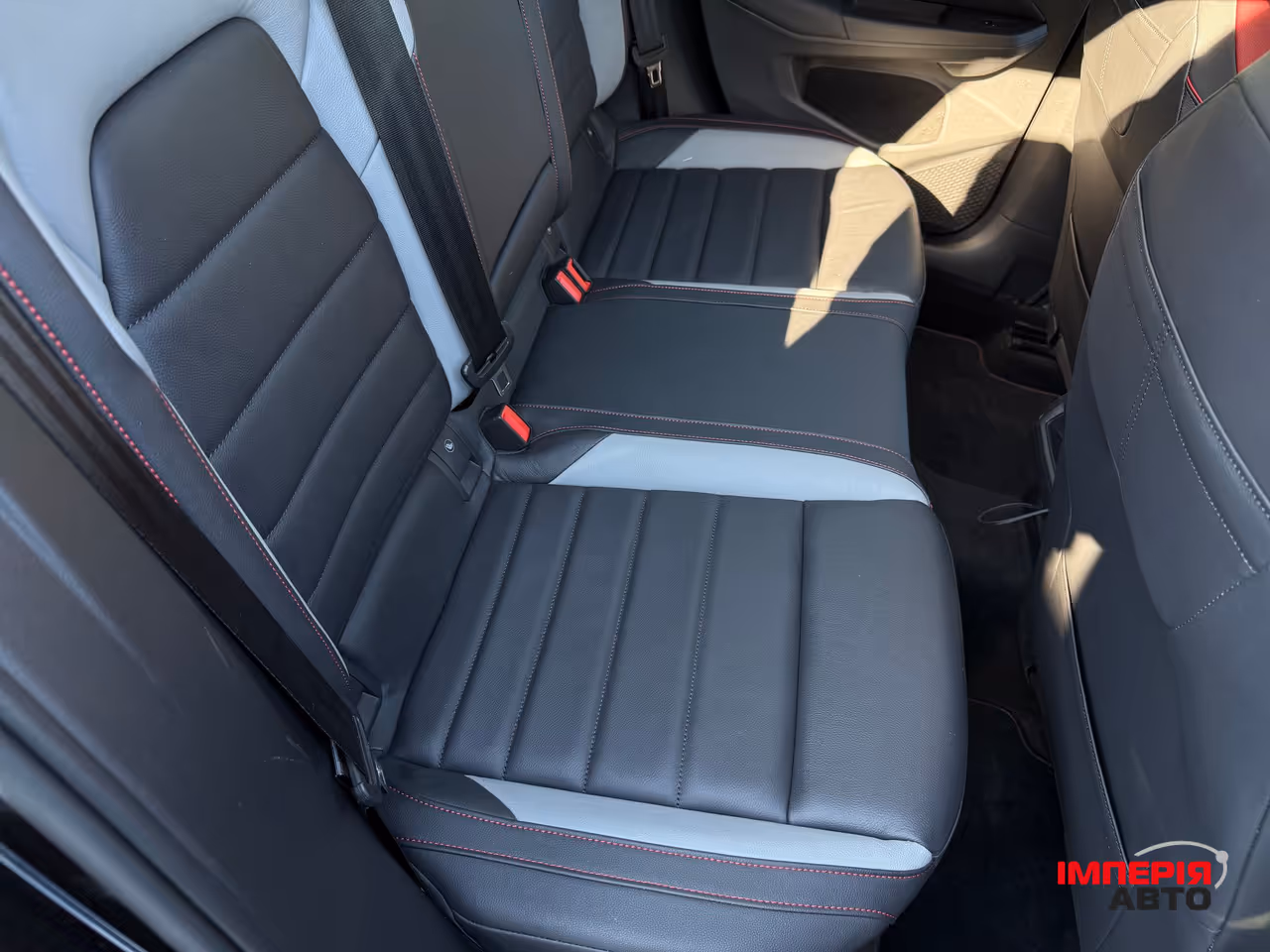 Volkswagen Golf GTI - фото 21