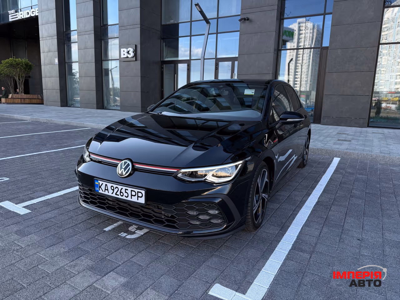 Volkswagen Golf GTI - фото 7
