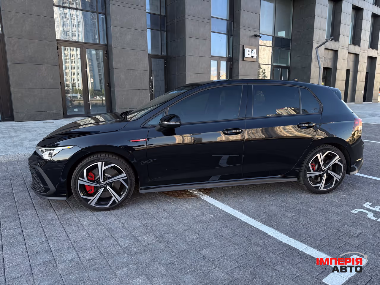 Volkswagen Golf GTI - фото 2