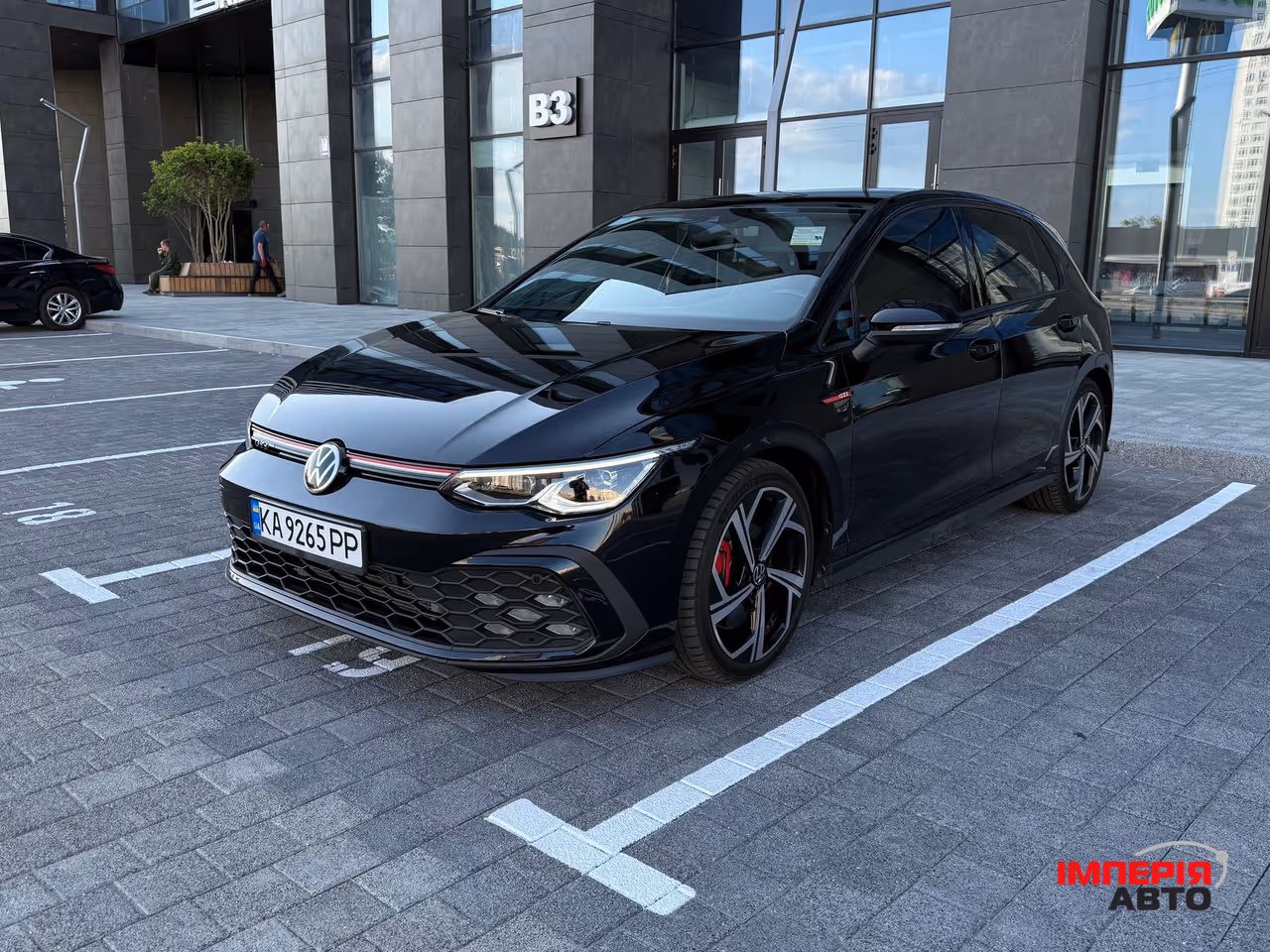 Volkswagen Golf GTI - фото 8