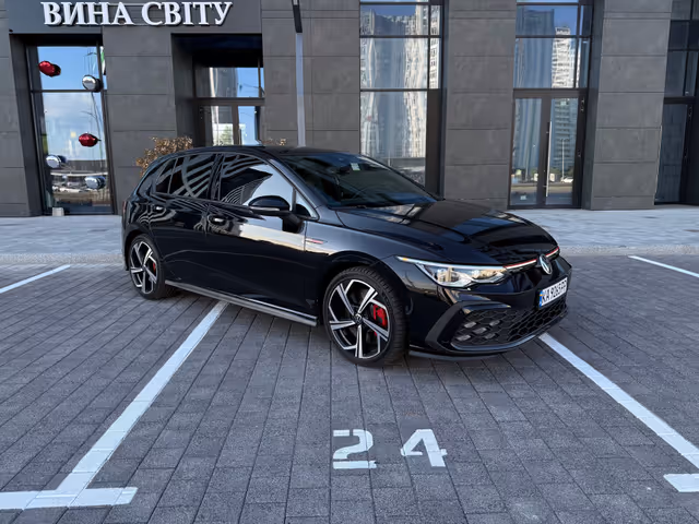 Volkswagen Golf GTI - фото 1