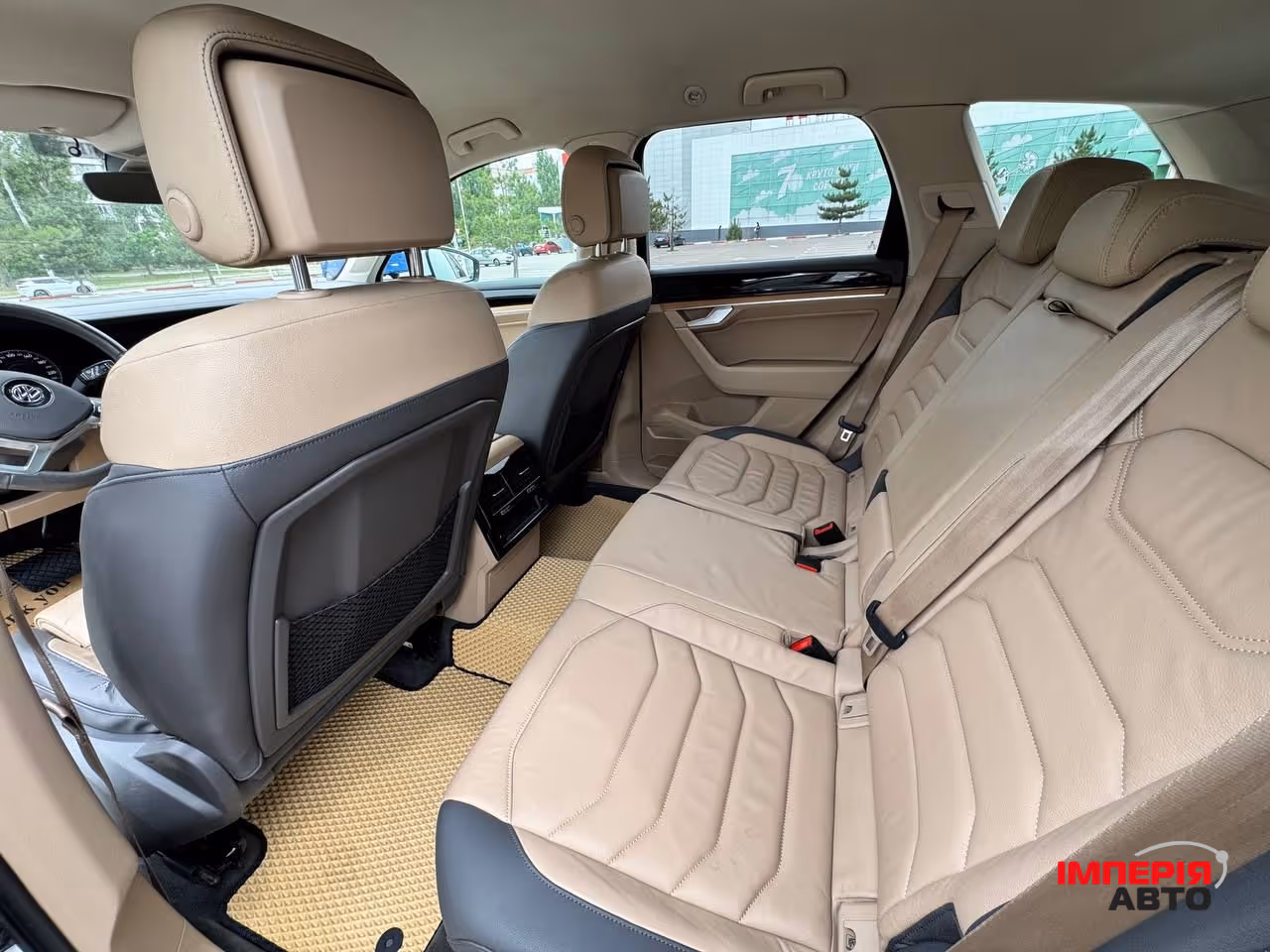 Volkswagen Touareg - фото 30