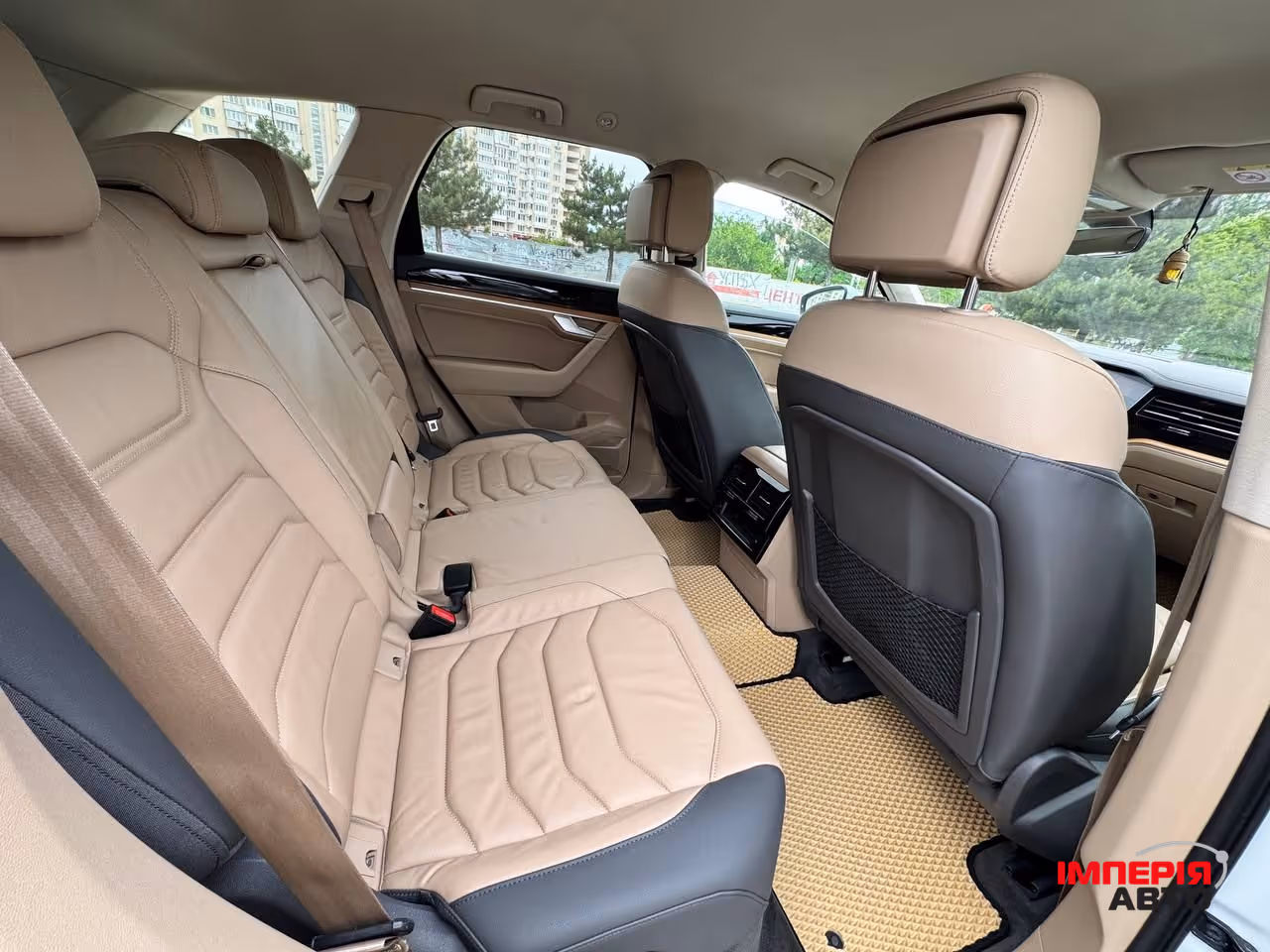 Volkswagen Touareg - фото 39