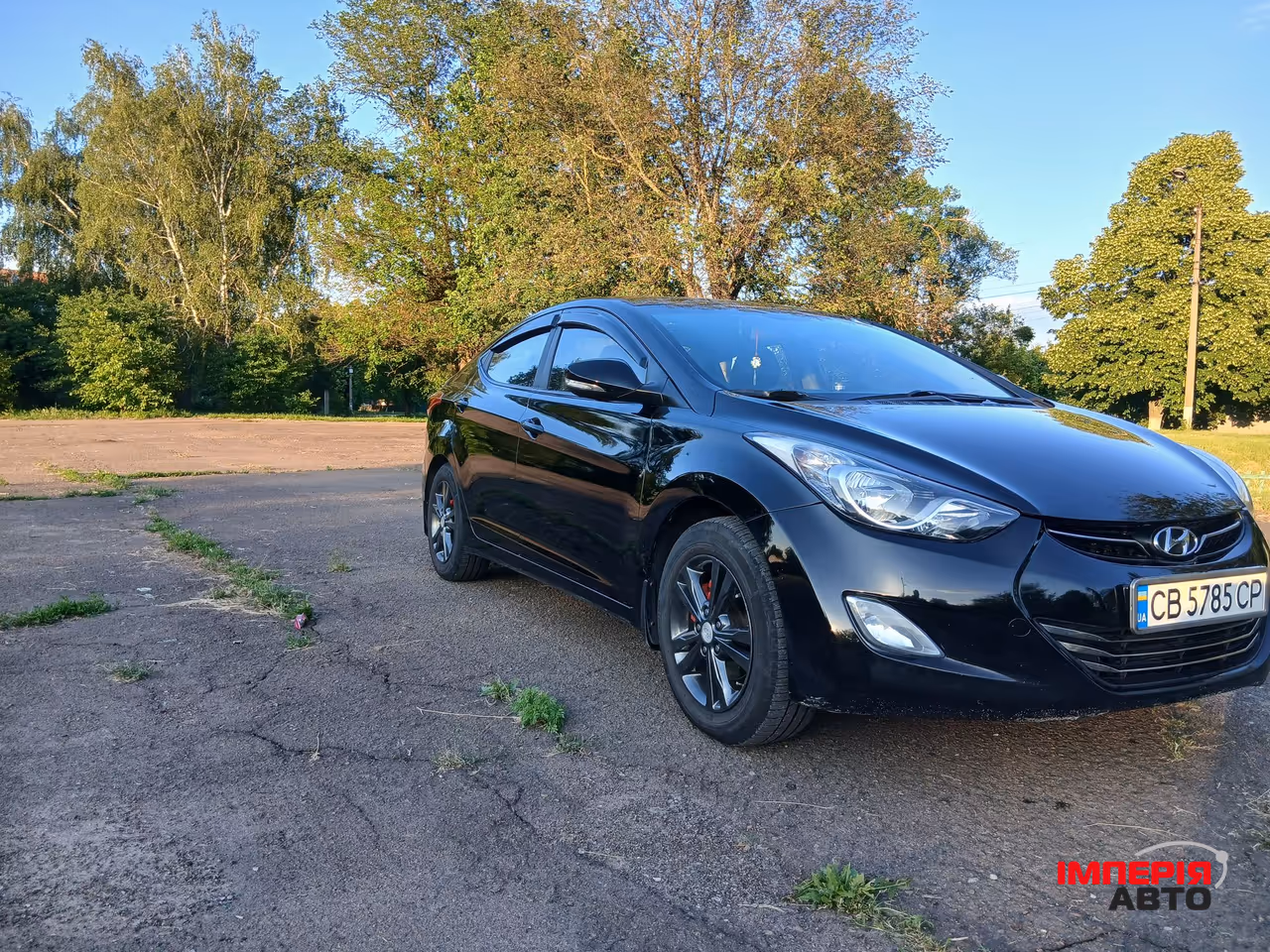 Hyundai Elantra - фото 5