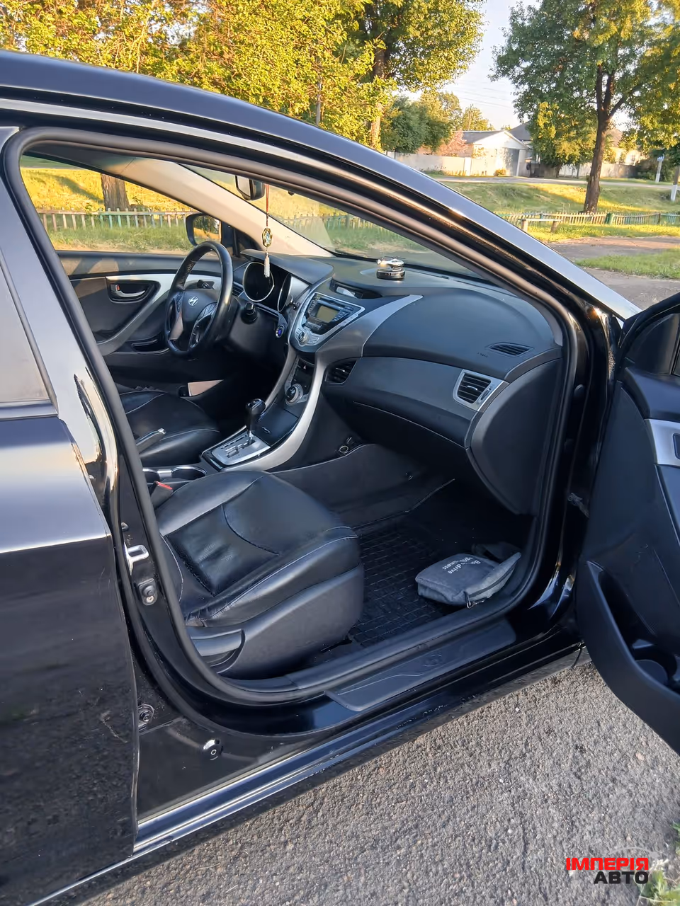 Hyundai Elantra - фото 7