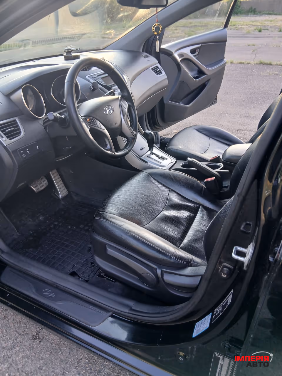 Hyundai Elantra - фото 9