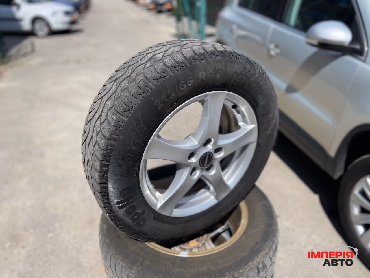 Volkswagen Tiguan - фото 6