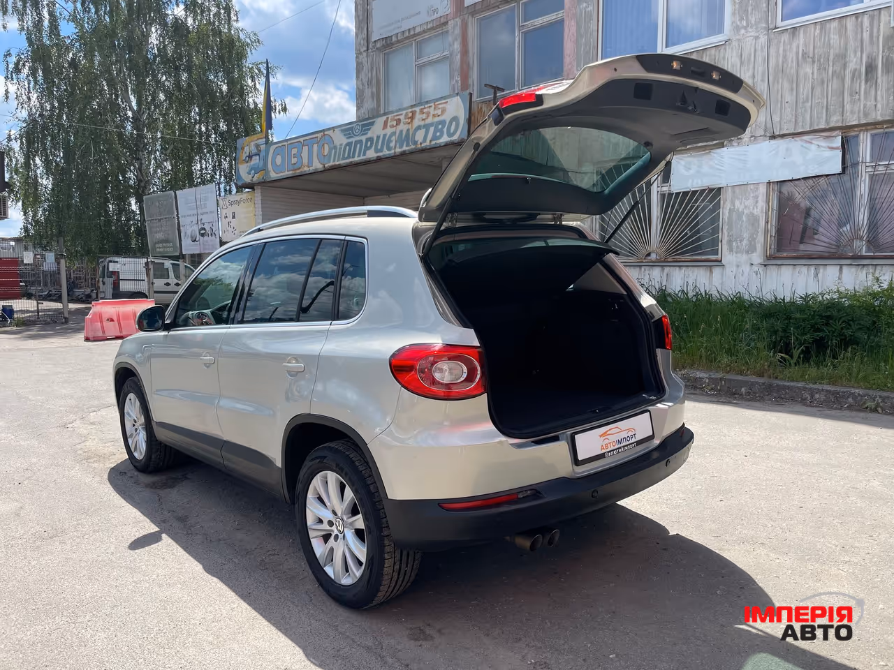 Volkswagen Tiguan - фото 35