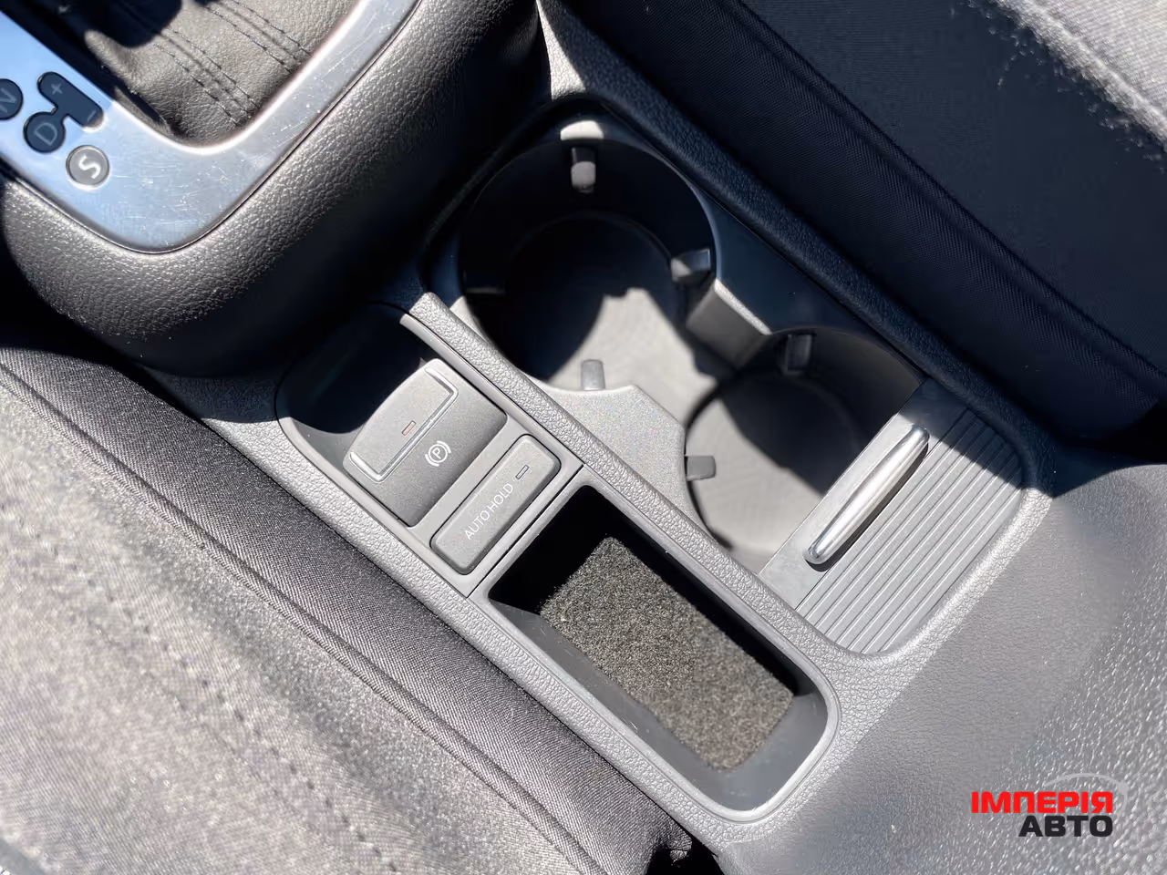 Volkswagen Tiguan - фото 28