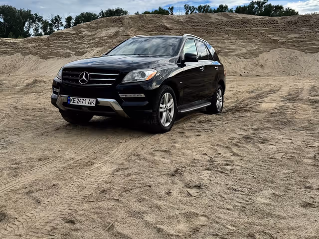 Mercedes-Benz M-Класс - фото 1