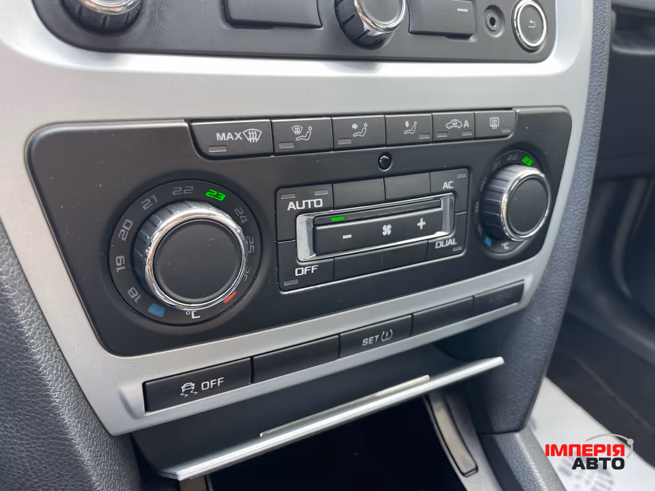 Skoda Octavia - фото 27