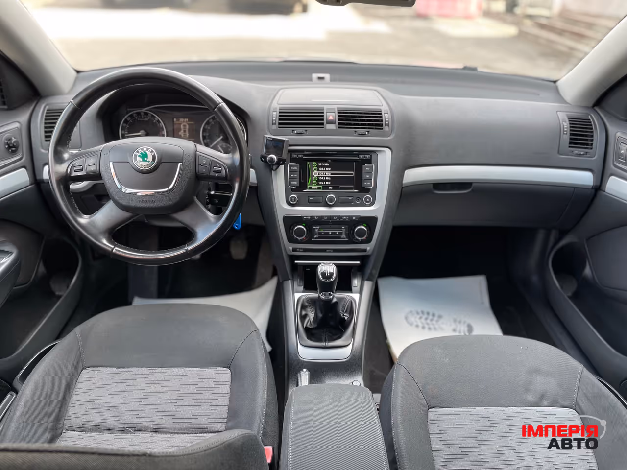 Skoda Octavia - фото 3