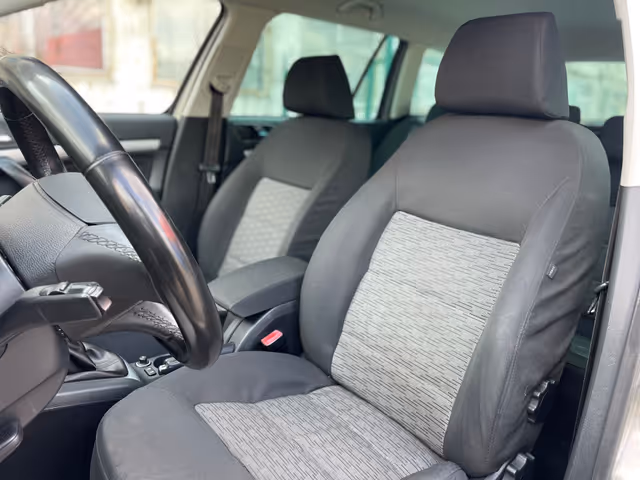 Skoda Octavia - фото 4