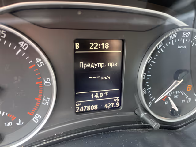 Skoda Octavia - фото 2