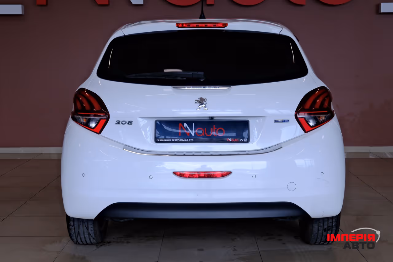 Peugeot 208 - фото 6