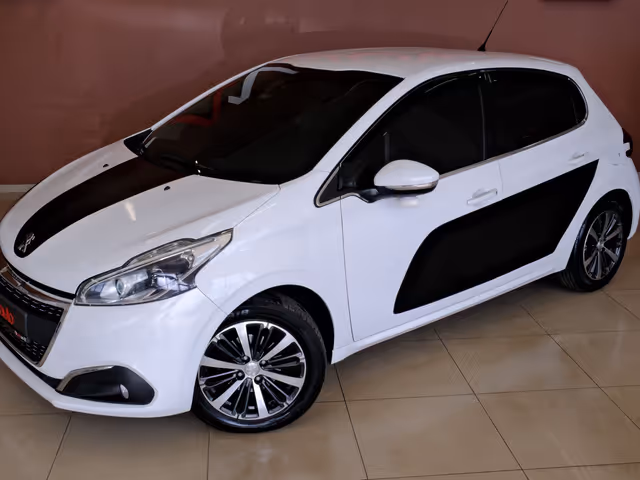 Peugeot 208 - фото 2