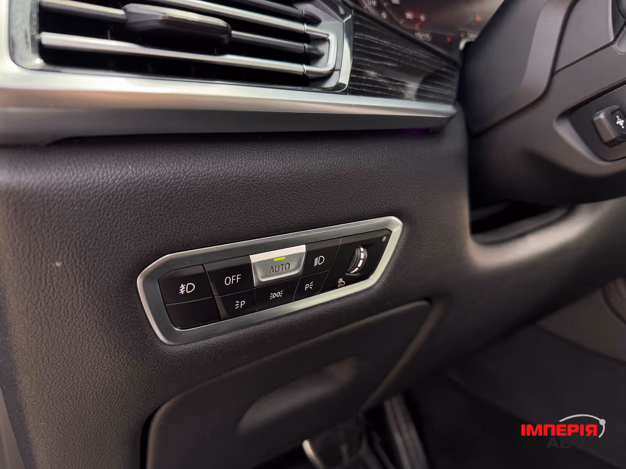 BMW X7 - фото 31