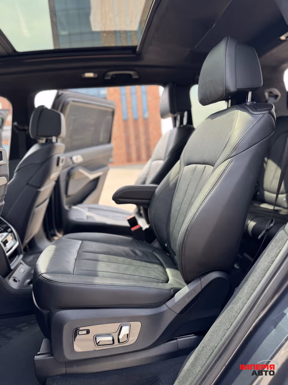 BMW X7 - фото 27
