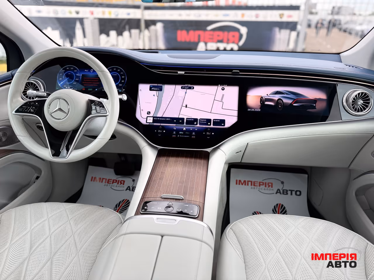 Mercedes-Benz EQS SUV - фото 12