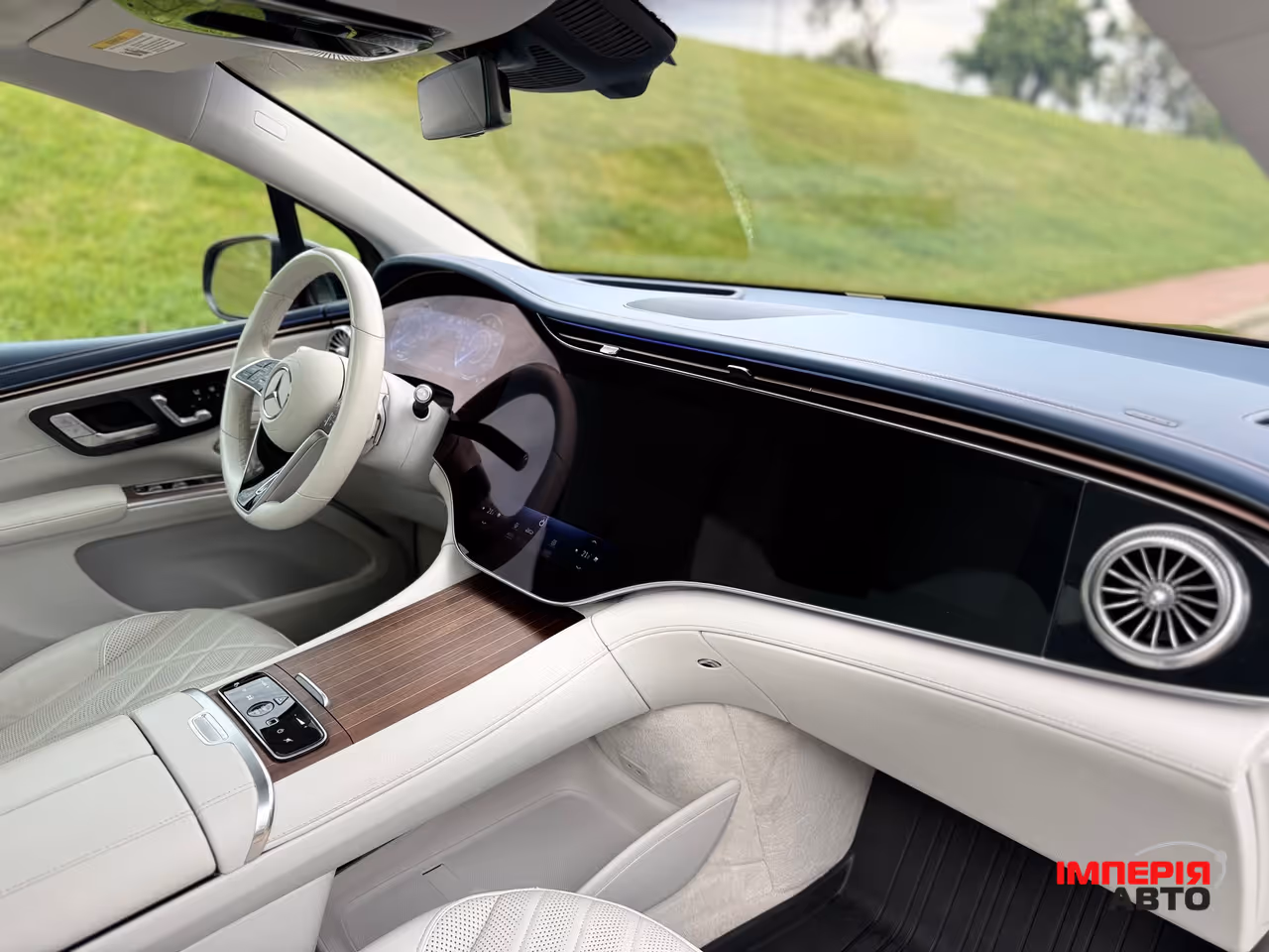 Mercedes-Benz EQS SUV - фото 32
