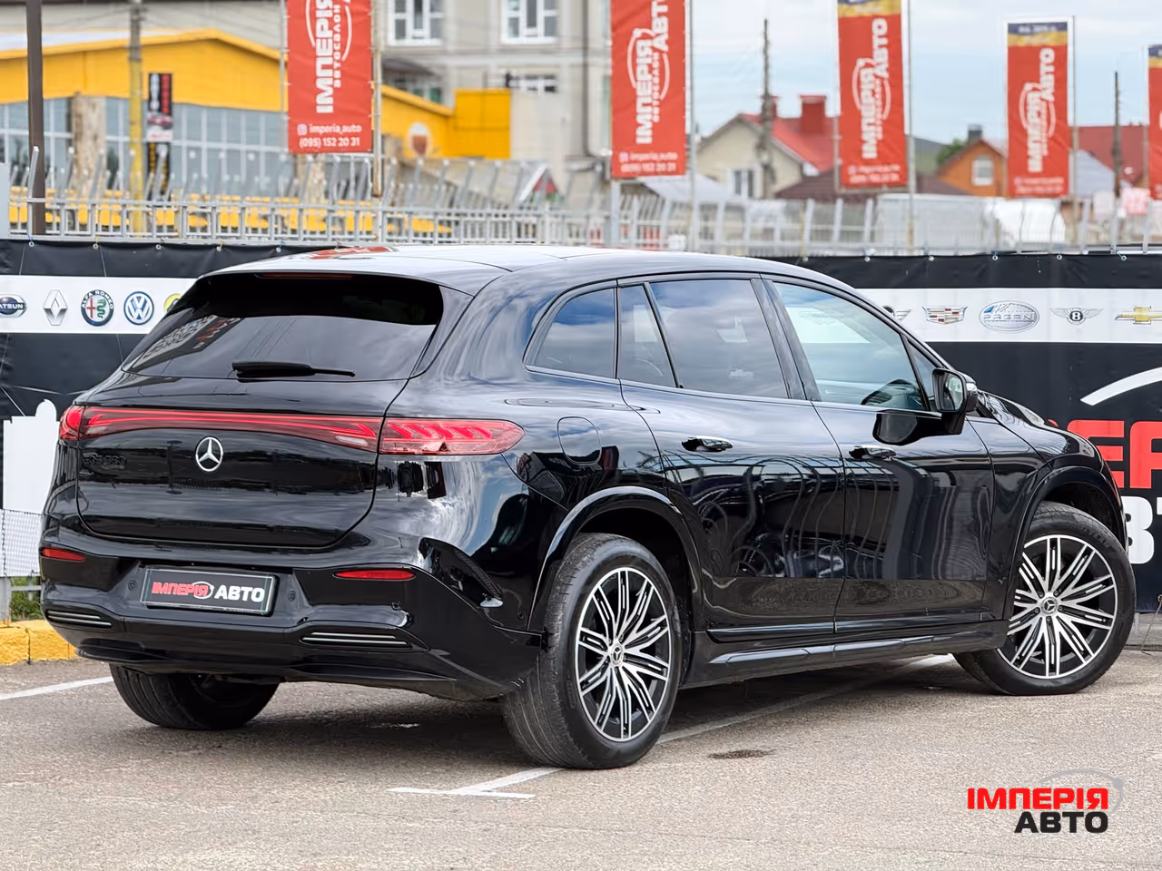 Mercedes-Benz EQS SUV - фото 5