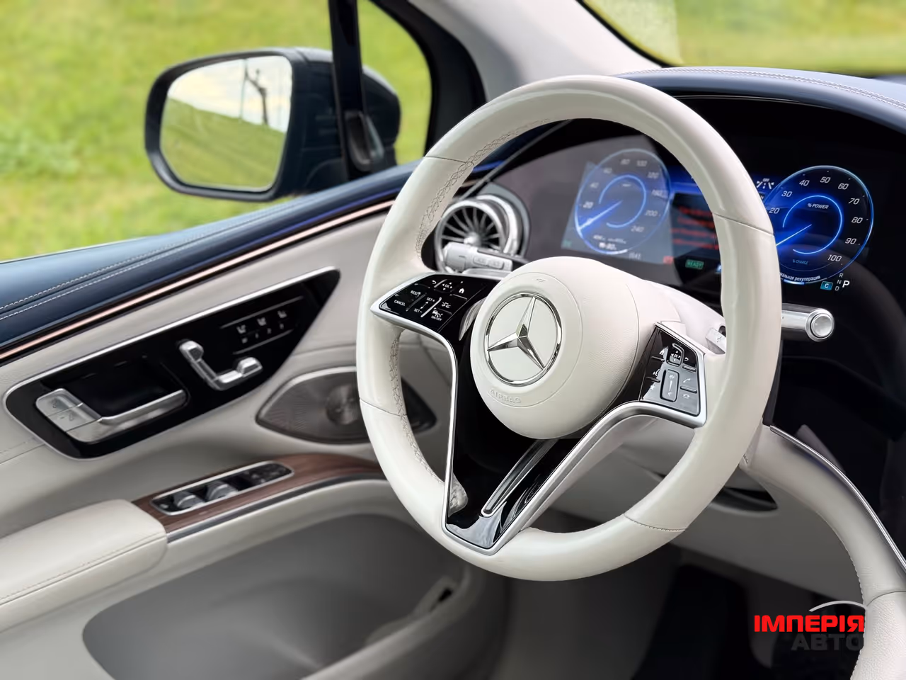 Mercedes-Benz EQS SUV - фото 19