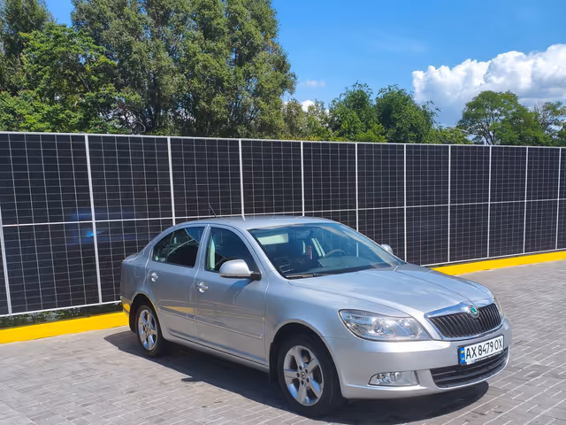Skoda Octavia - фото 3