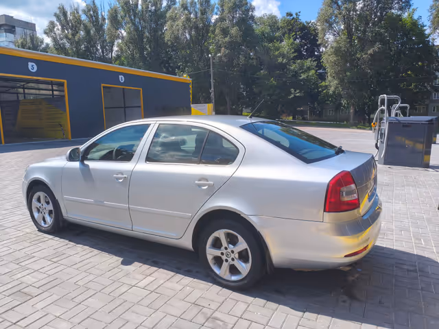 Skoda Octavia - фото 5