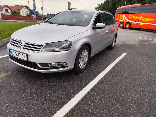 Volkswagen Passat - фото 2