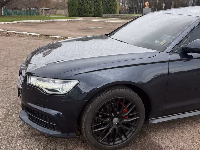 Audi A6 - фото 2