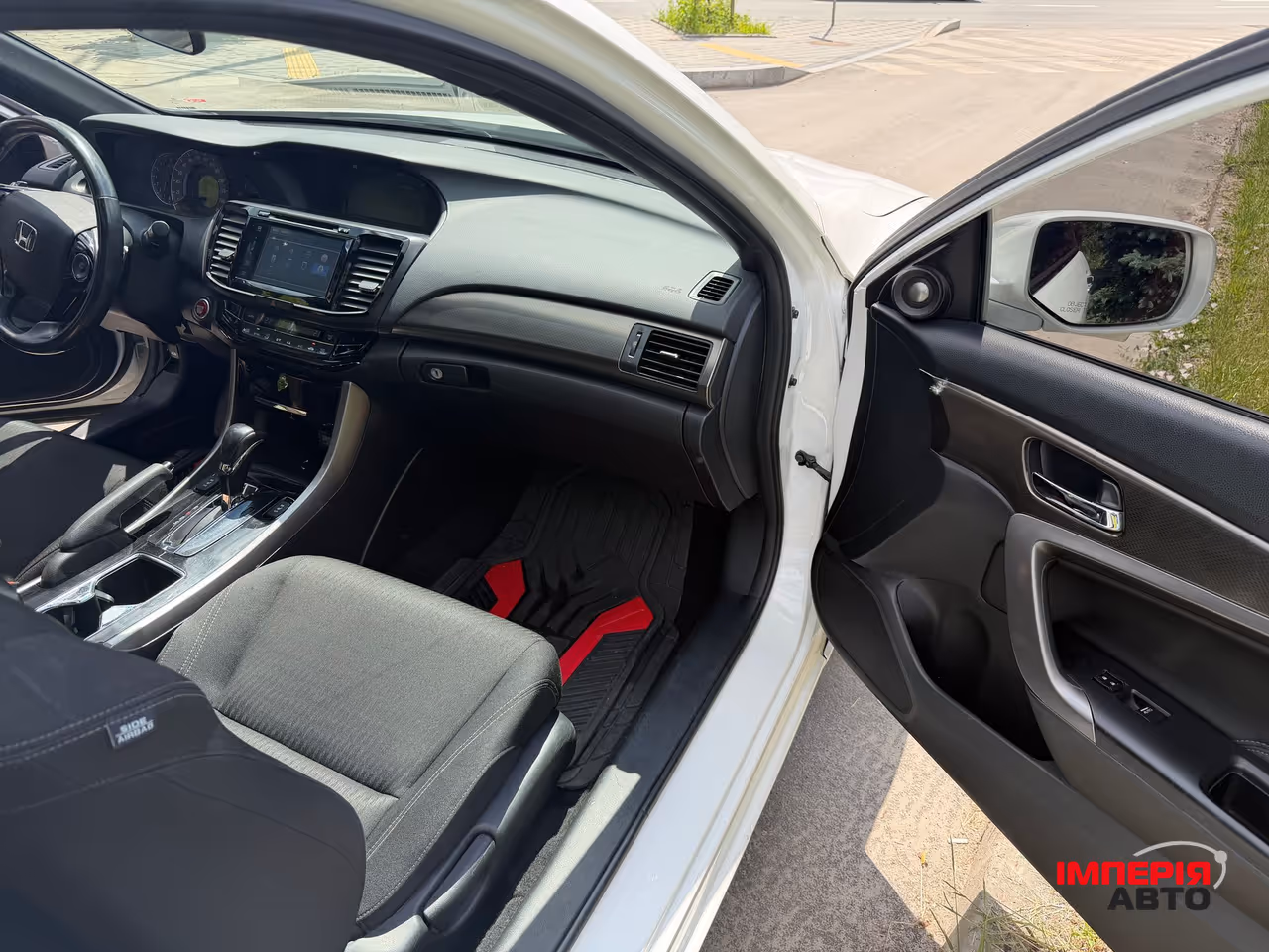 Honda Accord - фото 9