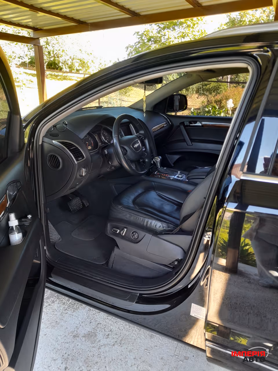 Audi Q7 - фото 5