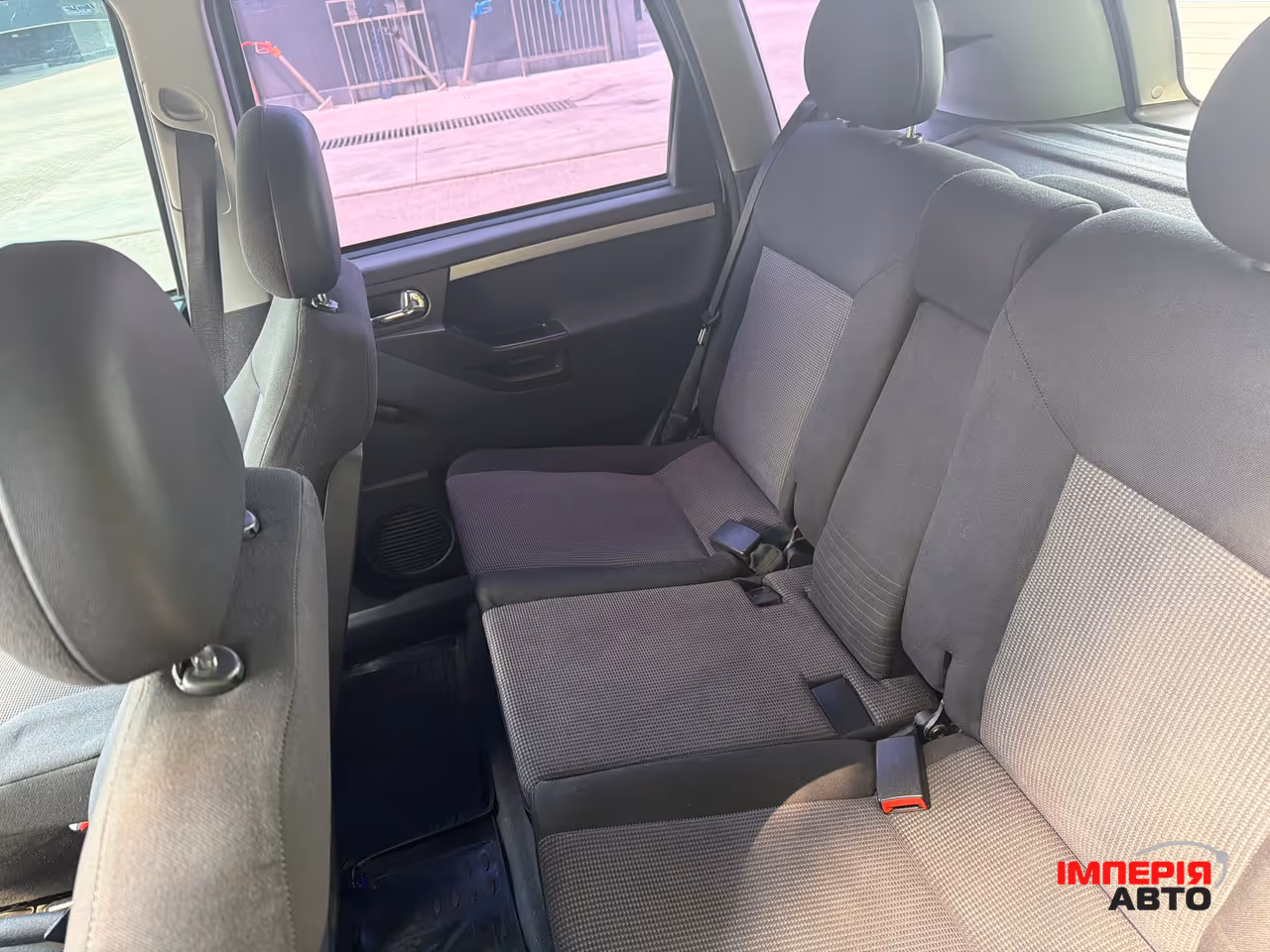 Opel Meriva - фото 15