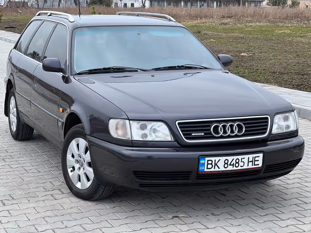 Audi A6 - фото 1
