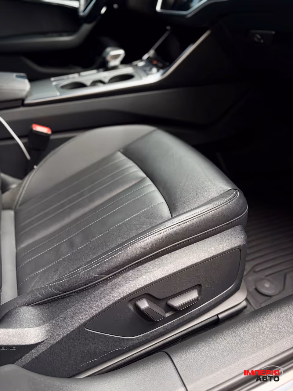 Audi A6 - фото 38