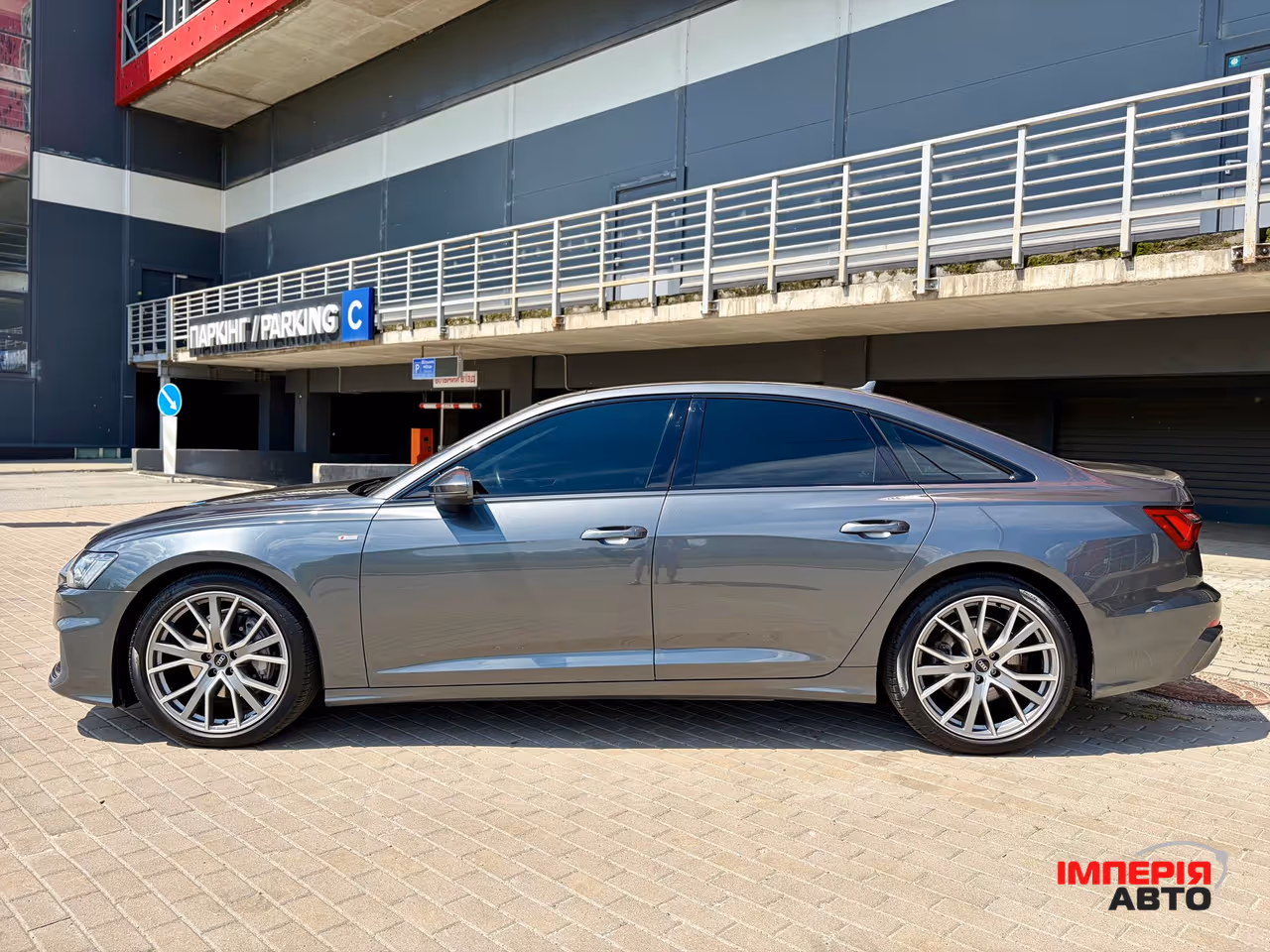 Audi A6 - фото 4