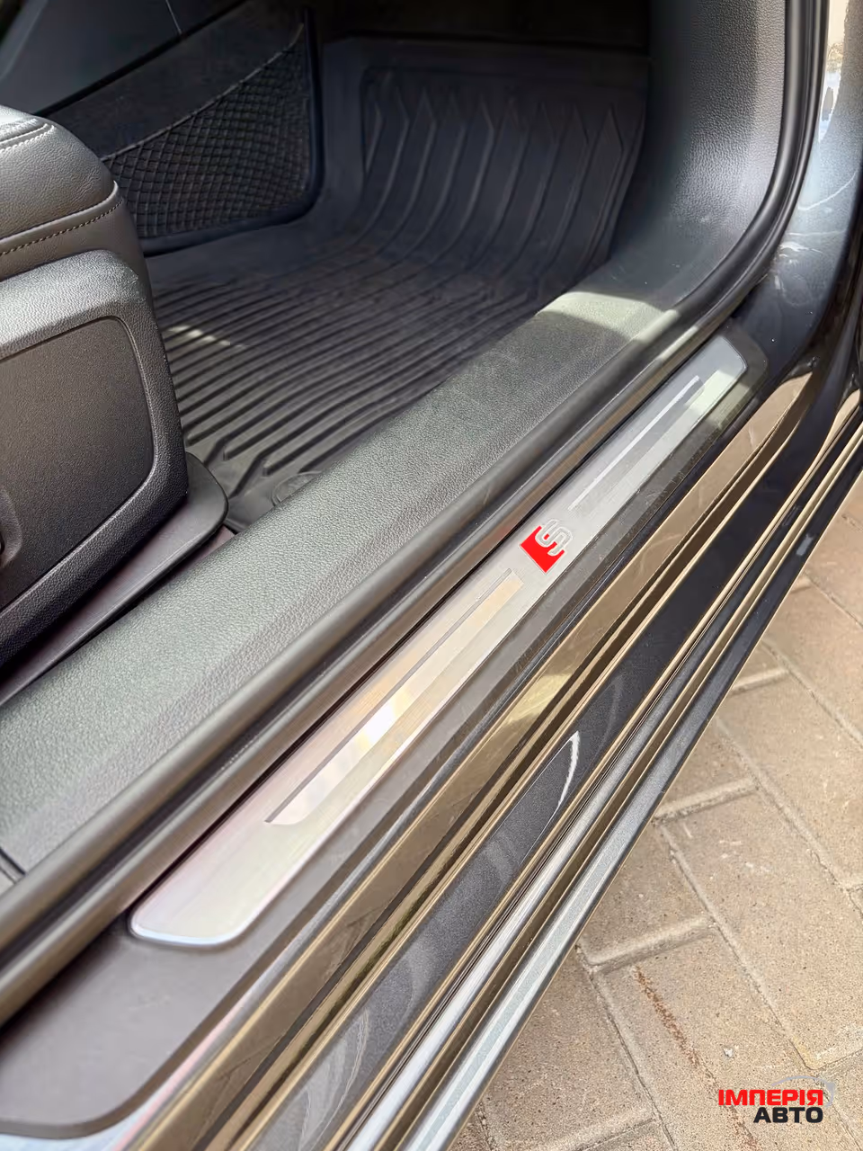 Audi A6 - фото 33