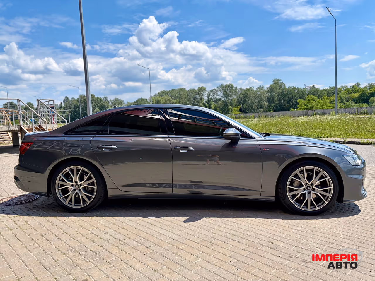 Audi A6 - фото 9