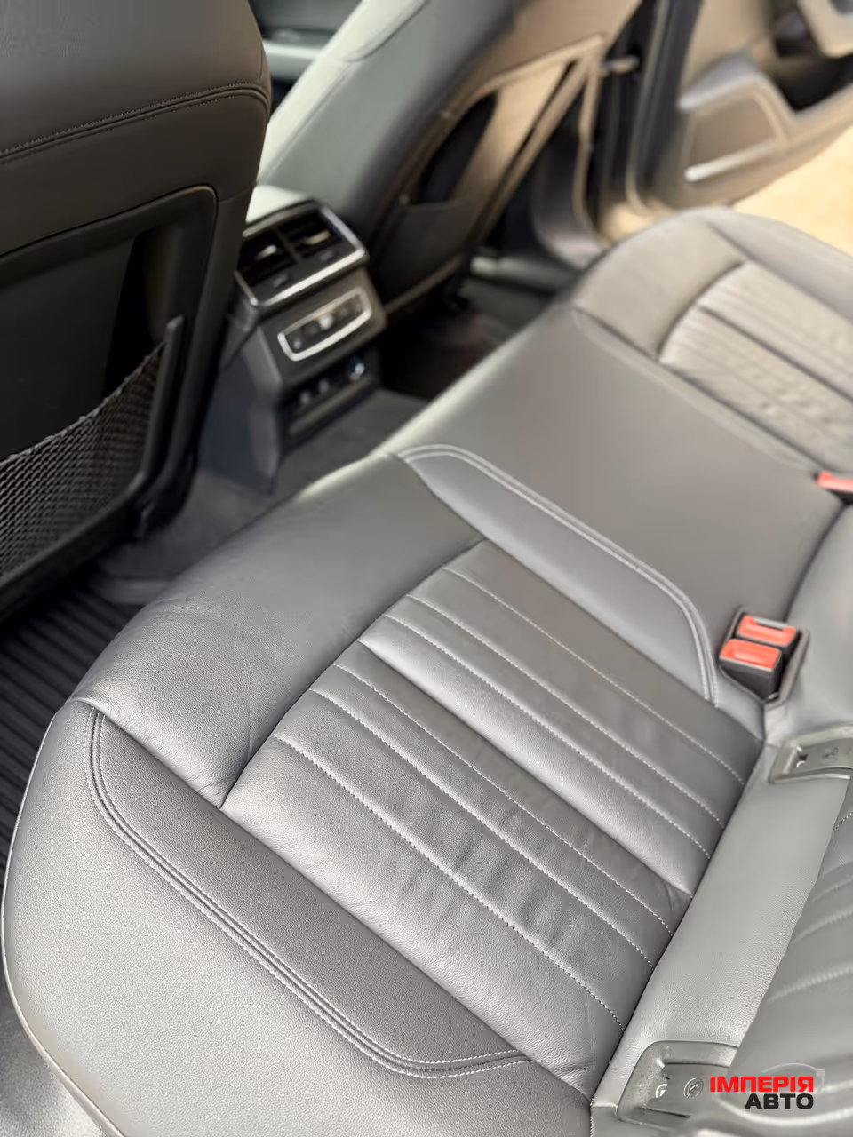 Audi A6 - фото 45