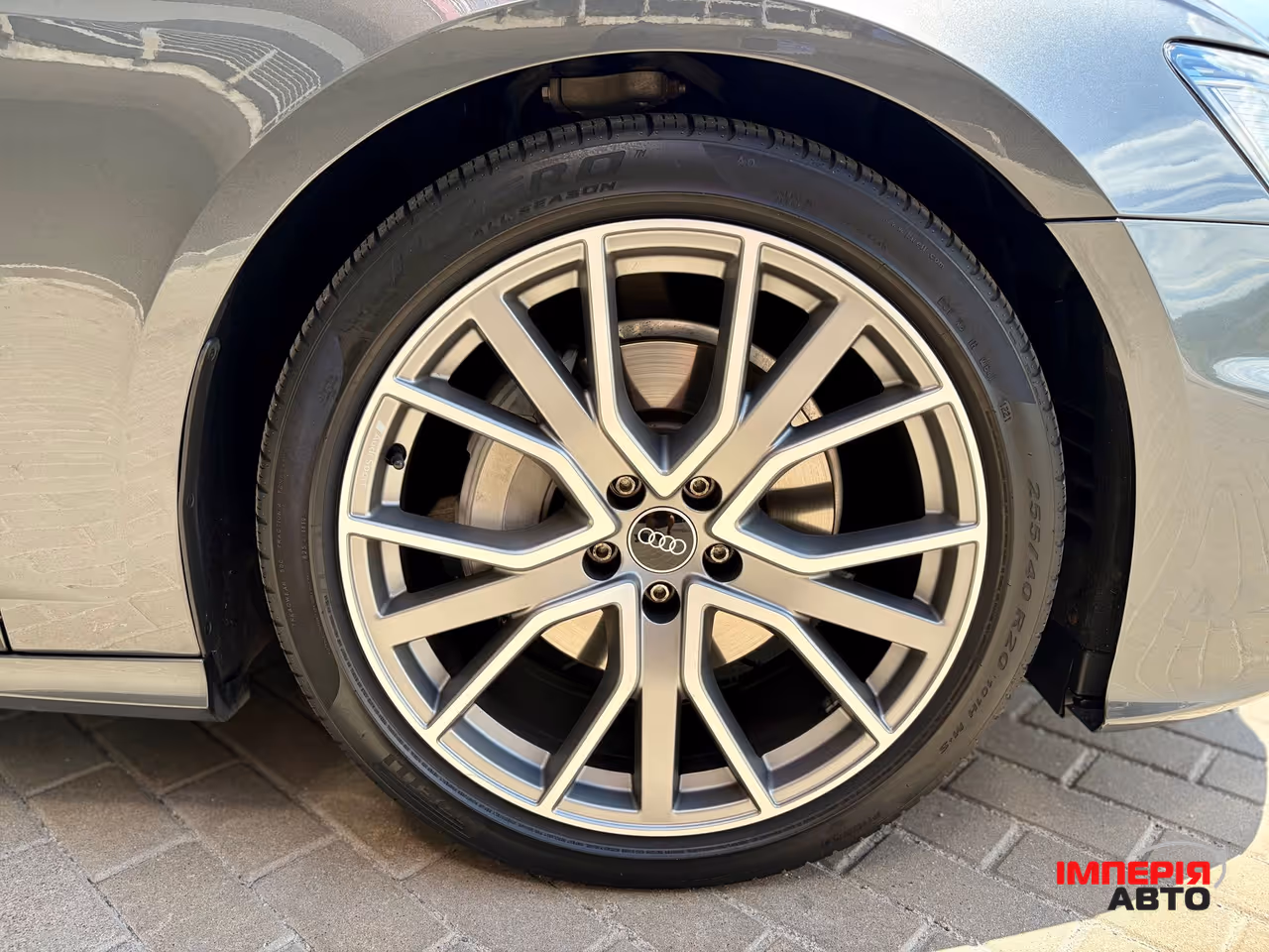 Audi A6 - фото 19