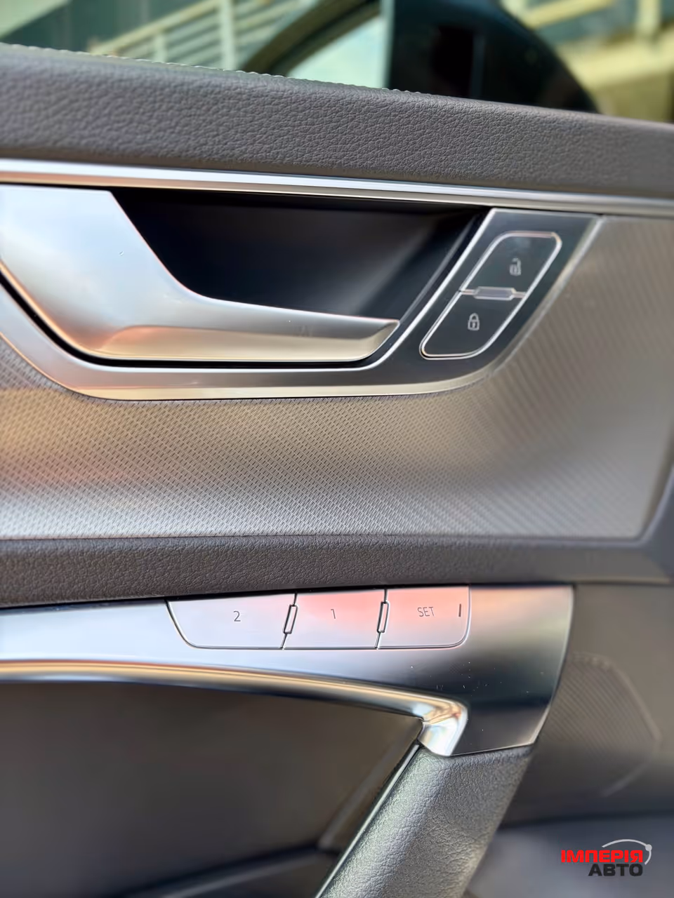 Audi A6 - фото 21