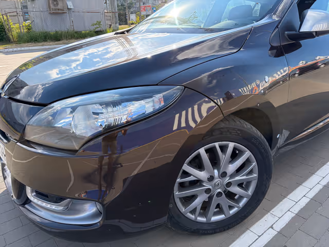 Renault Megane - фото 2